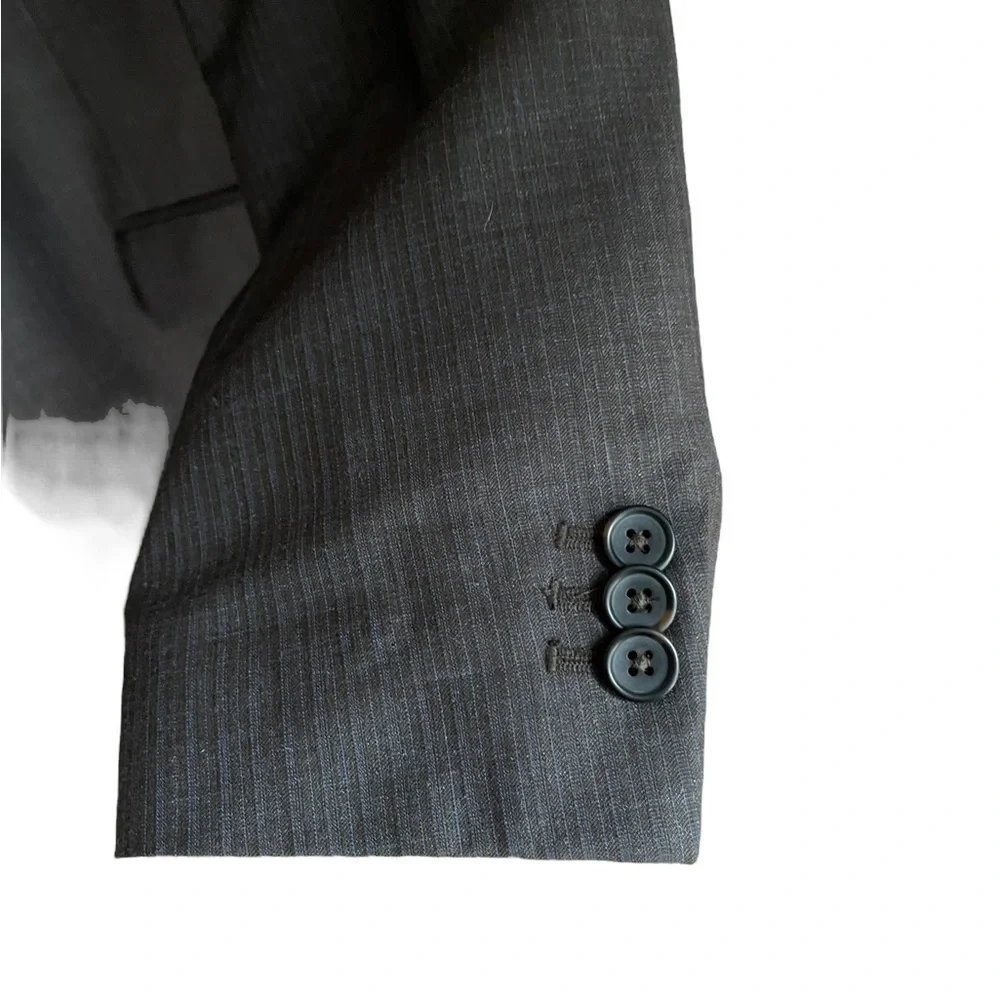 Banana‎ Republic Two Button Pin Stripe Blazer Sport Jacket Size: 42R